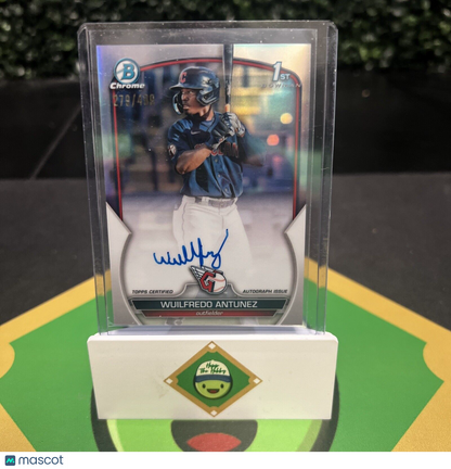 Wuilfredo Antunez 2023 Bowman Chrome 1st Bowman Autograph REFRACTOR AUTO /499
