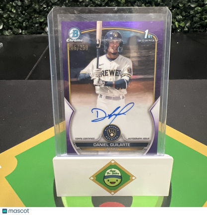 DANIEL GUILARTE 2023 Bowman Chrome On-Card Auto 1st Purple Refractor /250